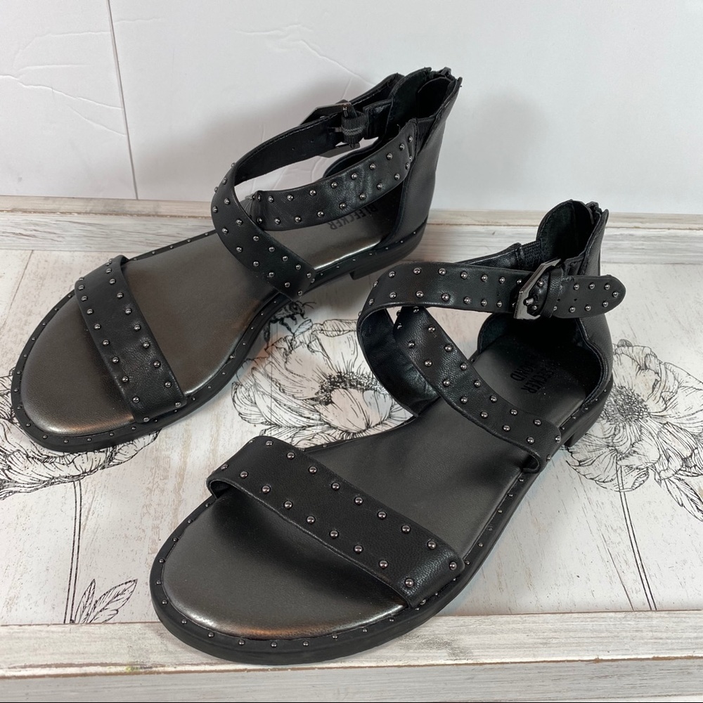 Bleaker & Bond Helene Black leather Sandals